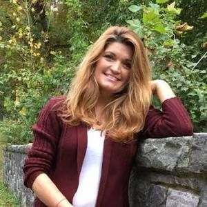 Meet your Posher, Julie